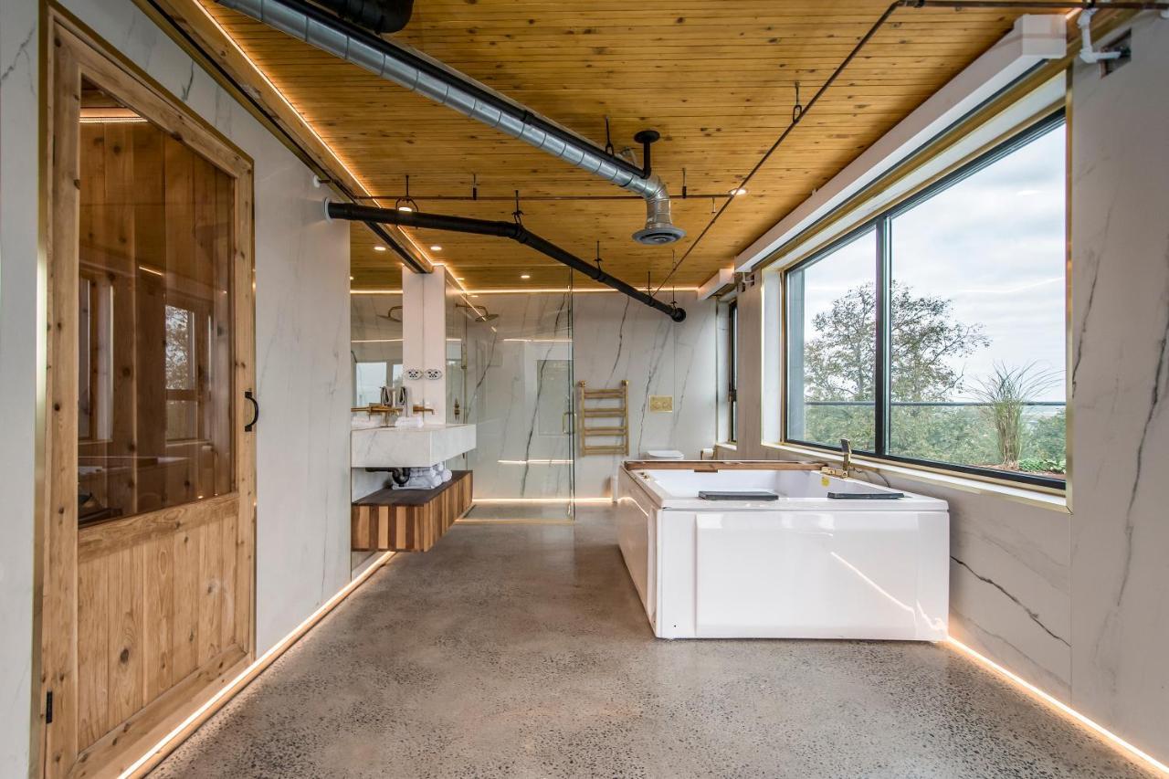 The Halifax Rooftop - Cozy Spa B&B Eksteriør bilde